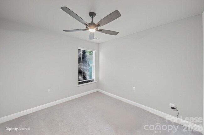 Building Photo - 10037 Mamillion Dr