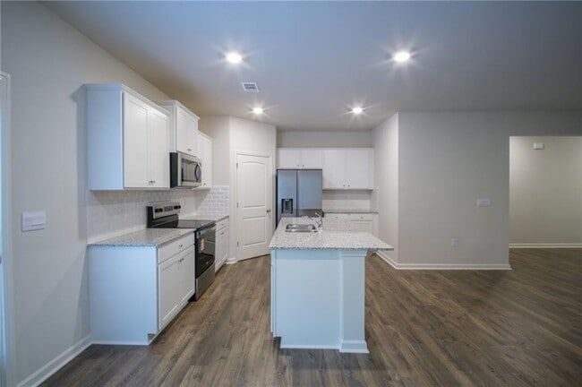 Building Photo - 25 Stoneybrook Dr