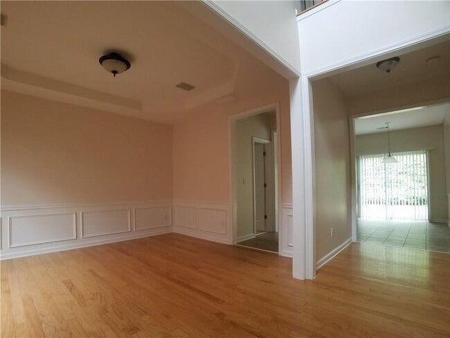 Building Photo - 603 Friars Head Ct NE
