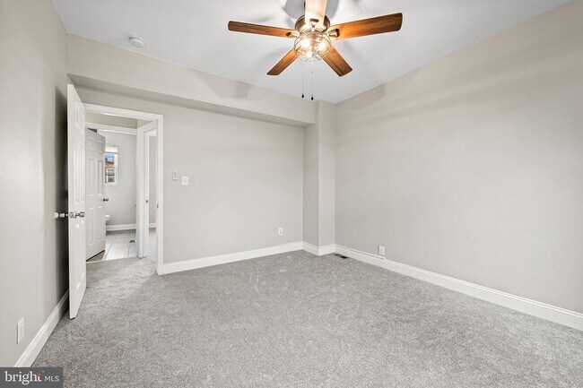 Building Photo - 414 N Bouldin St