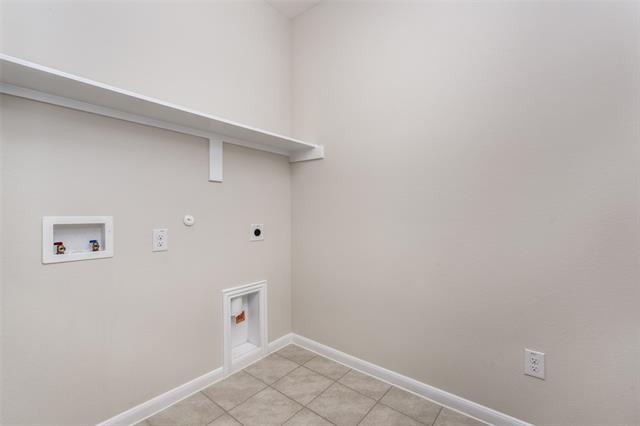 Building Photo - 4013 Bluestem Blvd