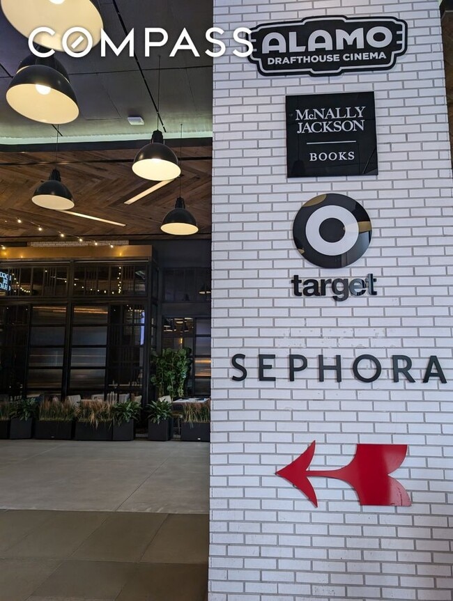 Building Photo - 150 Myrtle Ave