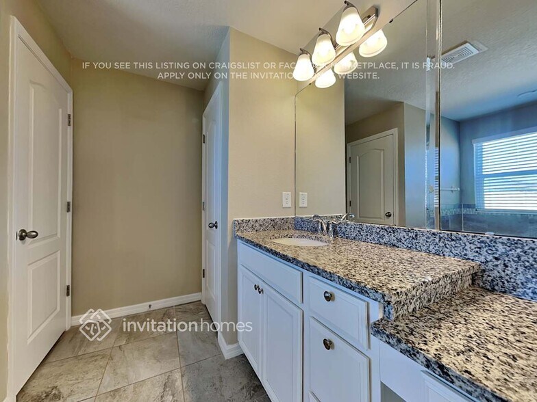 Building Photo - 11614 Mandevilla Vw Wy