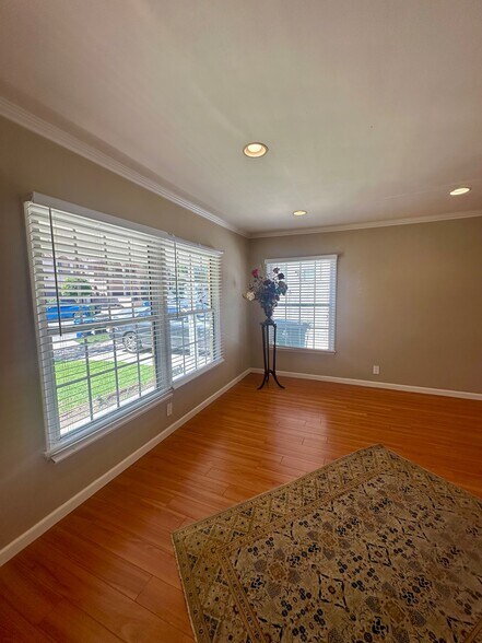 Building Photo - 18263 Valley Vista Blvd