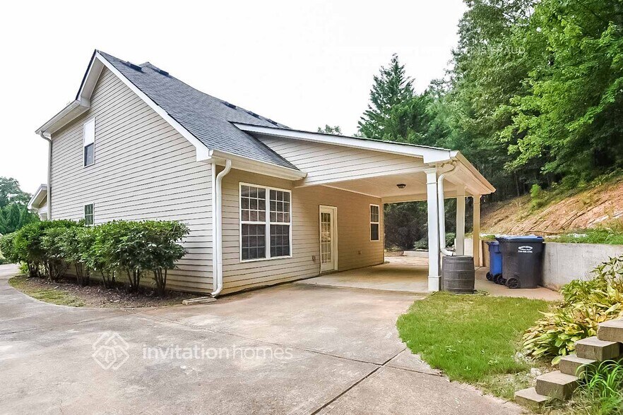 Building Photo - 108 Holcomb Manor Ct