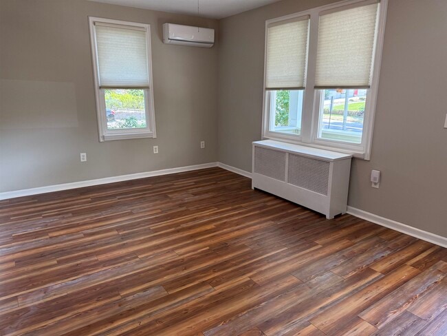 Building Photo - 80 3rd Ave