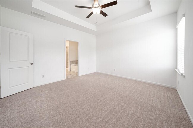 Building Photo - 307 Danville Ave