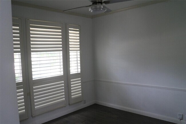 Building Photo - 2316 Tralee Cir