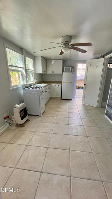 Building Photo - 1539 Santa Ynez St