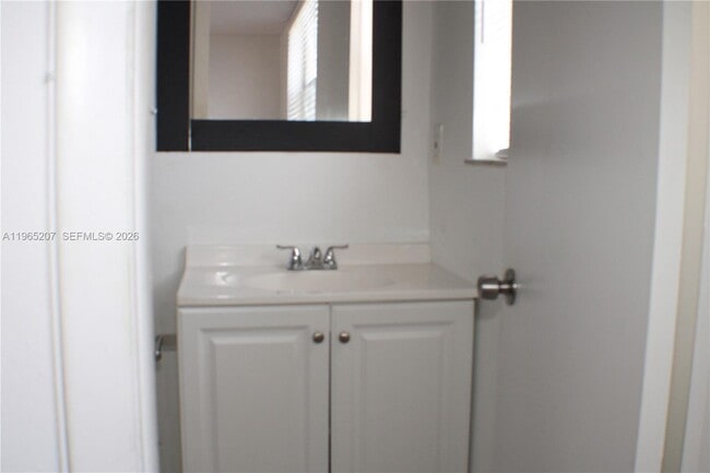 Building Photo - 1830 SW 81st Ave