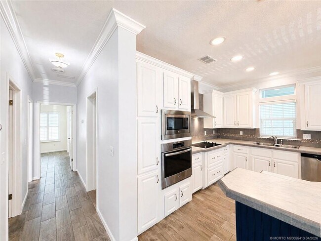 Building Photo - 35 NE Nautical Dr