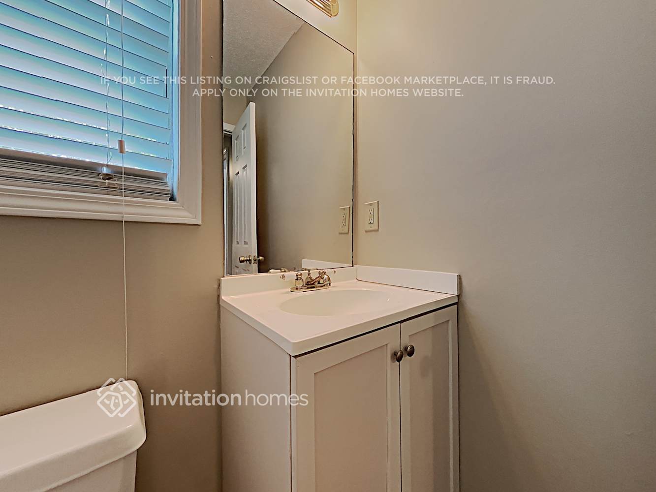 Building Photo - 112 Auburn Park