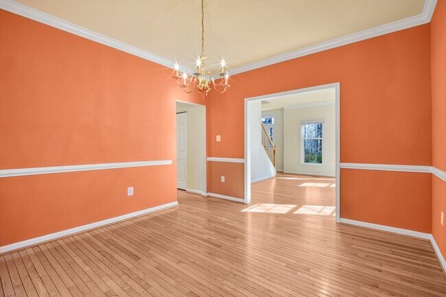 Building Photo - 655 Lancaster St