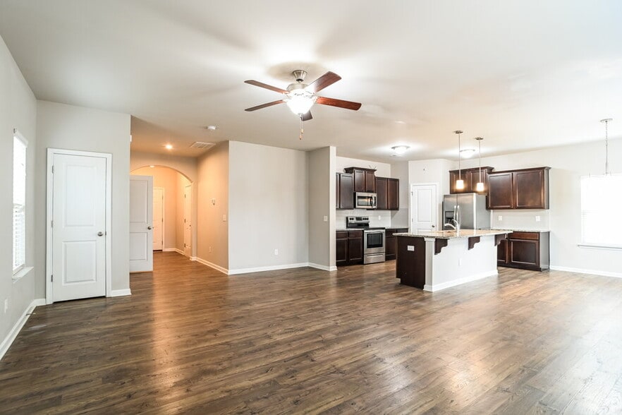 Building Photo - 7429 O'Hara St