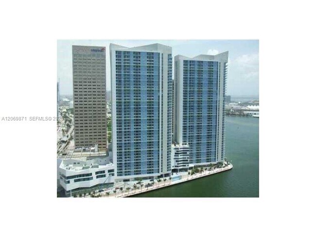 Building Photo - 325 S Biscayne Blvd