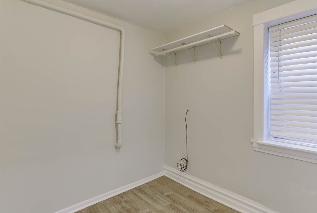 Building Photo - 2042 W Armitage Ave