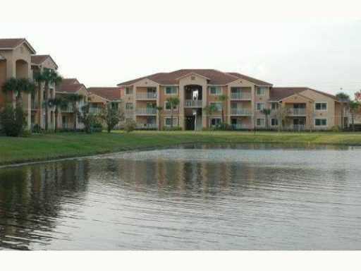 Primary Photo - 131 SW Palm Dr