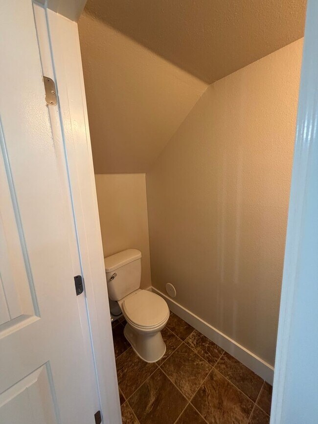 Building Photo - 9965 W Rosecroft Ct