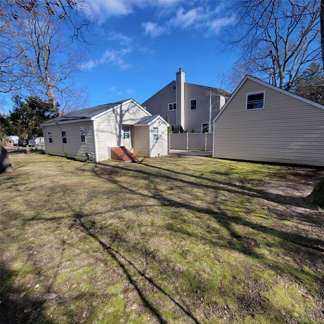 Building Photo - 72 Rutgers Ln