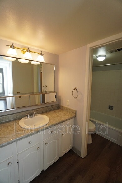 Building Photo - 3662 S Granby Way