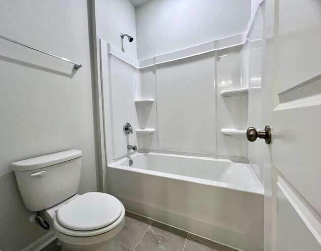 Building Photo - 4008 Flatiron Dr