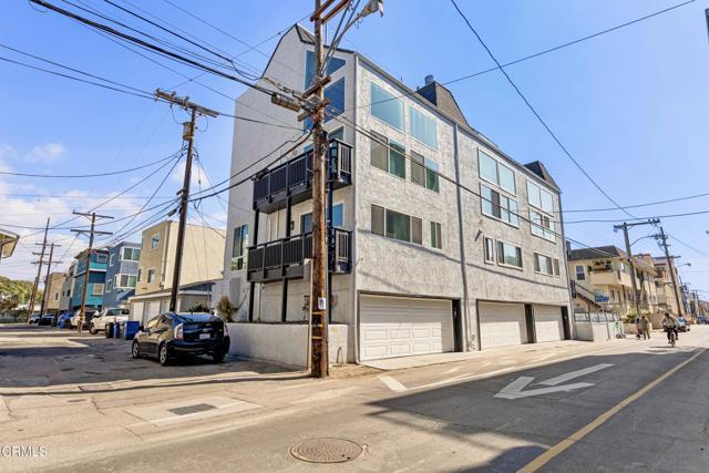 Building Photo - 11 Buccaneer St