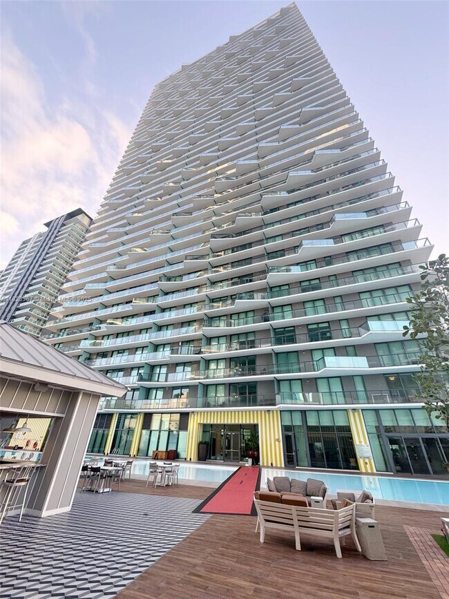 Building Photo - 1300 S Miami Ave