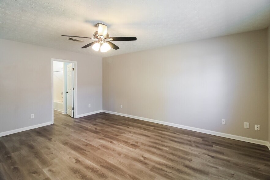 Building Photo - 3105 Evergreen Eve Crossing