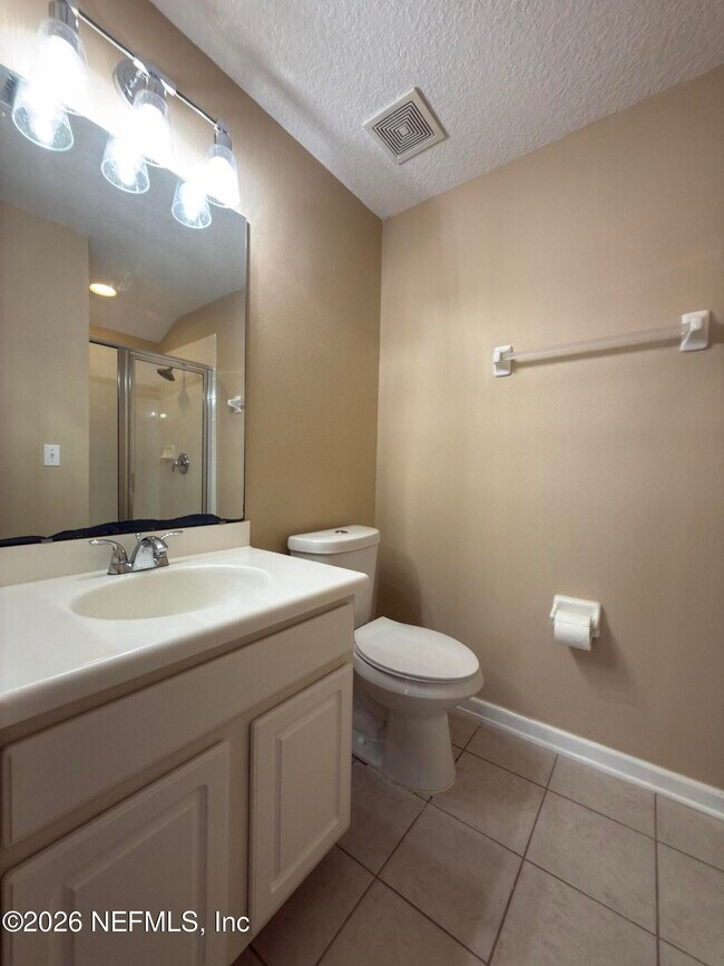 Building Photo - 2472 Willowbend Dr