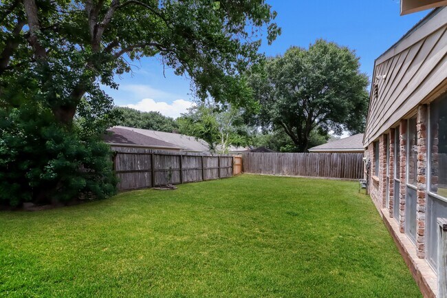 Building Photo - 3618 Quail Meadow Dr