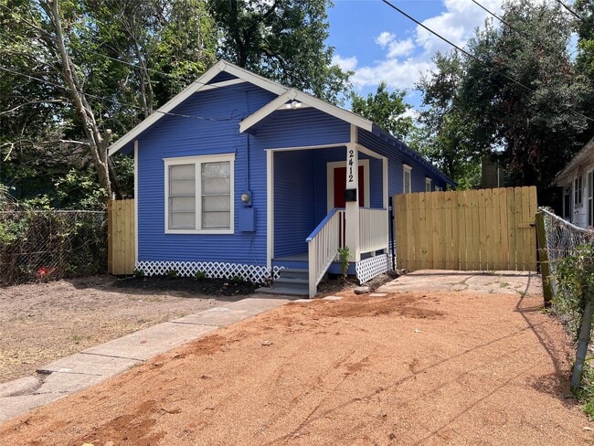 Building Photo - 2412 Stuart St