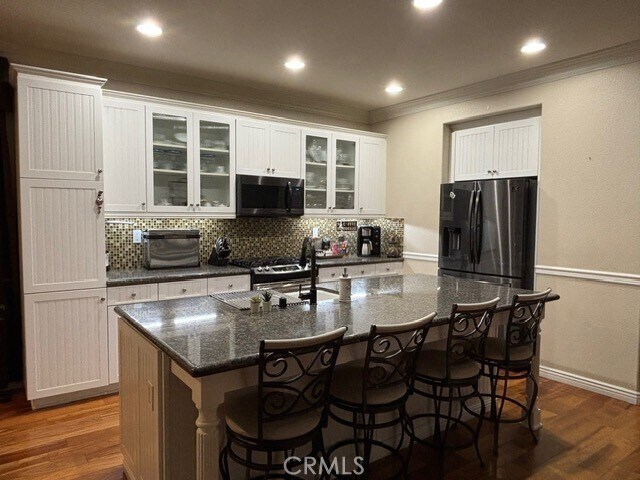 Building Photo - 28801 S Lake Dr