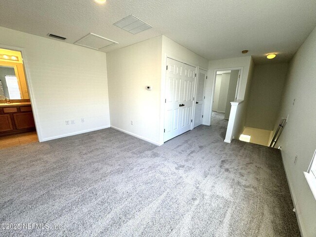 Building Photo - 1500 Calming Water Dr
