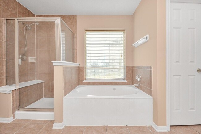 Building Photo - 174 Shiloh Dr