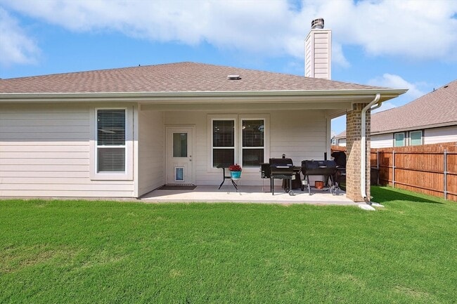 Building Photo - 808 Feather Edge Dr
