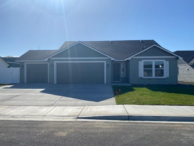 Primary Photo - New Lower Price! Newly built West Valley 3...