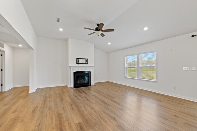 Building Photo - 7508 Frasier Fir Pl