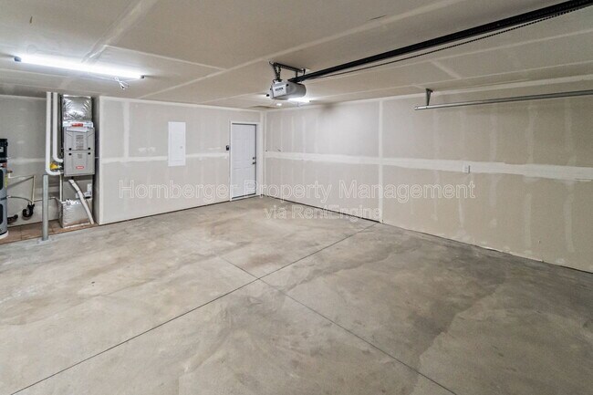 Building Photo - 1521 Bell St