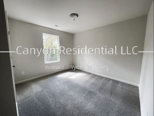 Building Photo - 28 Covey Ct