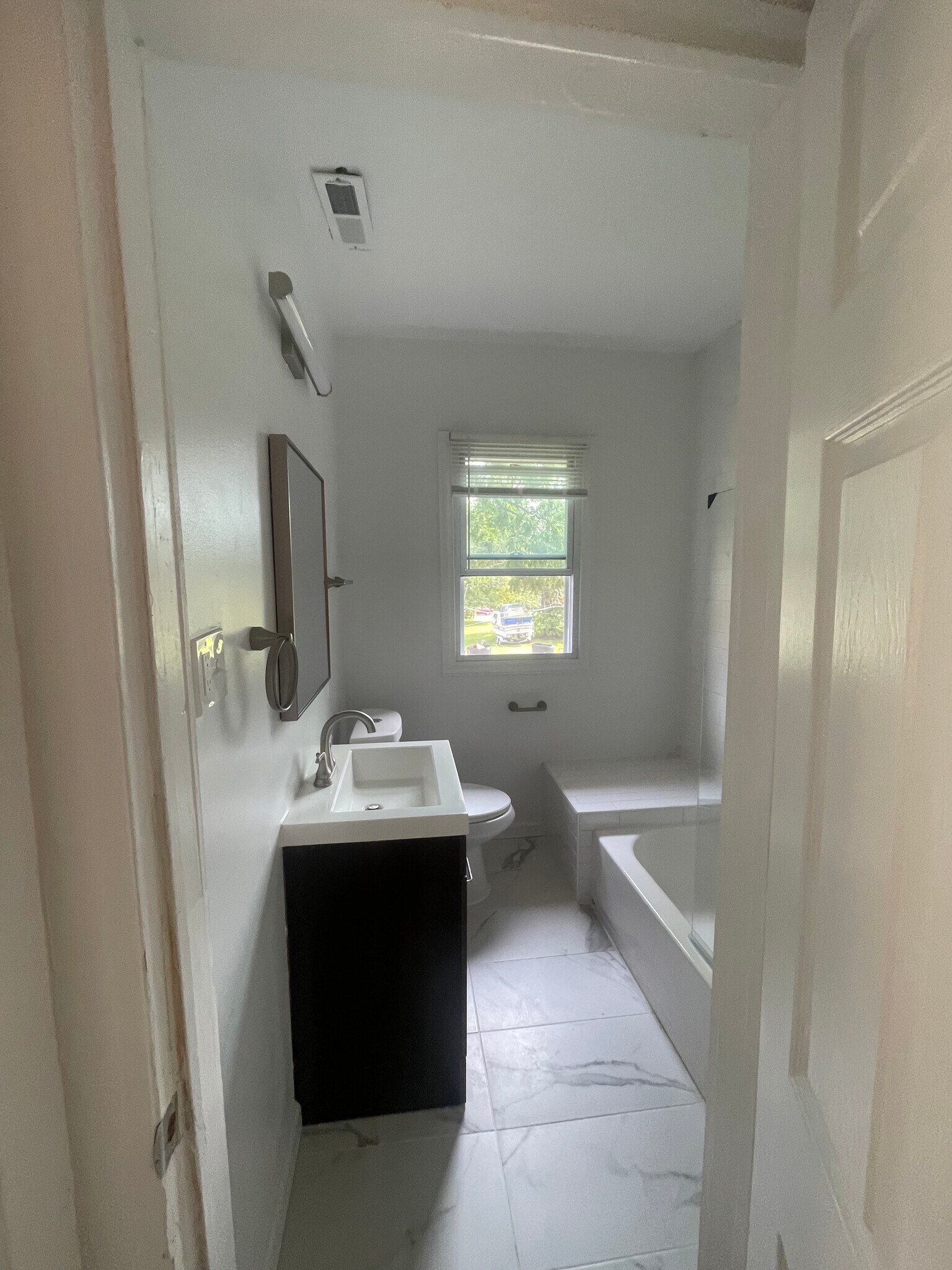 Building Photo - 17182 Stoepel St