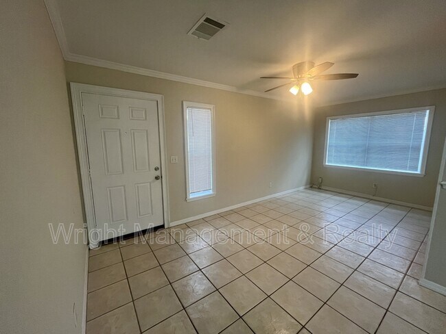 Building Photo - 505 S Westland Ave