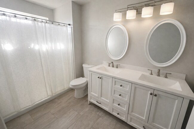 Building Photo - 71503 Sunflower Dr