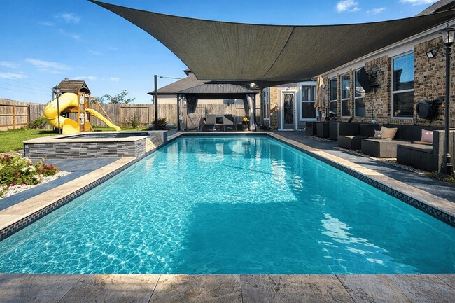 Building Photo - 31606 Roldan Ln