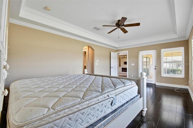 Building Photo - 108 Golfview Ct