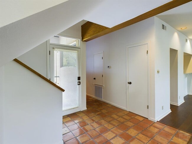 Building Photo - 1735 Spyglass Dr