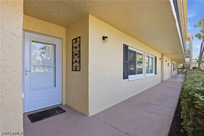 Building Photo - 1086 Forest Lakes Dr