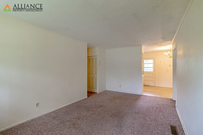 Building Photo - 1533 Pipher Ln