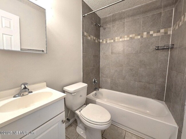 Building Photo - 9614 Flechette Ave