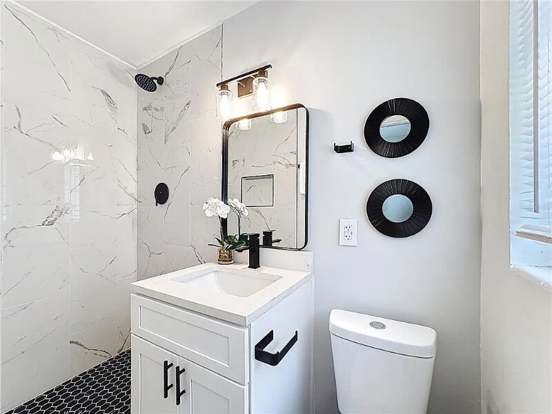 Building Photo - 2029 Golf Vista Ct