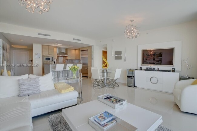 Building Photo - 1 N Ocean Blvd